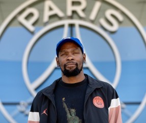 九游电脑版下载-冲刺阶段巴黎圣日耳曼战术微调——CBA季后赛节点到来，气氛紧张，团队化学反应显著的简单介绍